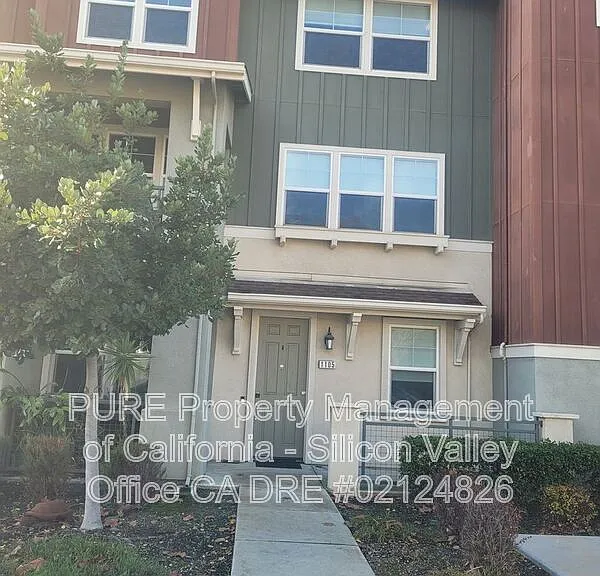 1105 Pepper Rd — Photo 1