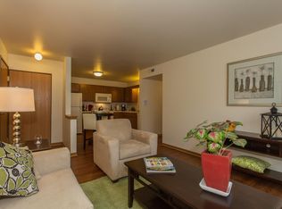 1901 W Riverside Blvd APT 101, Rockford, IL 61103