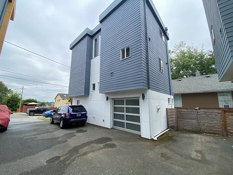 5003 S Fletcher St #1 — Photo 3