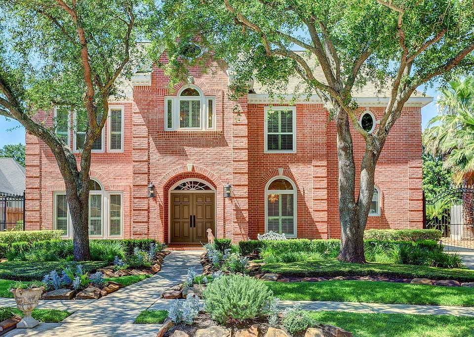 1st image of 8541 Ivy Falls Ct