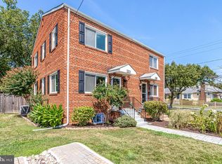 318 E Custis Ave, Alexandria, VA 22301