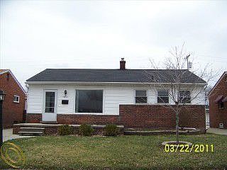 2nd image of 14921 Hanfor Ave