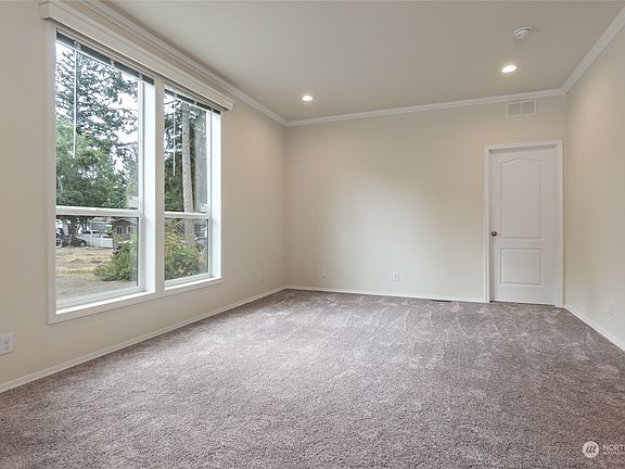 2nd image of 17401 Heather Lane SE