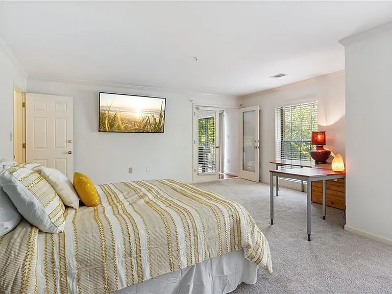 27301 Plantation Dr NE #301 — Photo 22