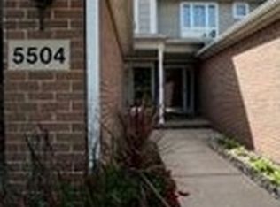 5541 Woodruff Shore Dr, Brighton, MI