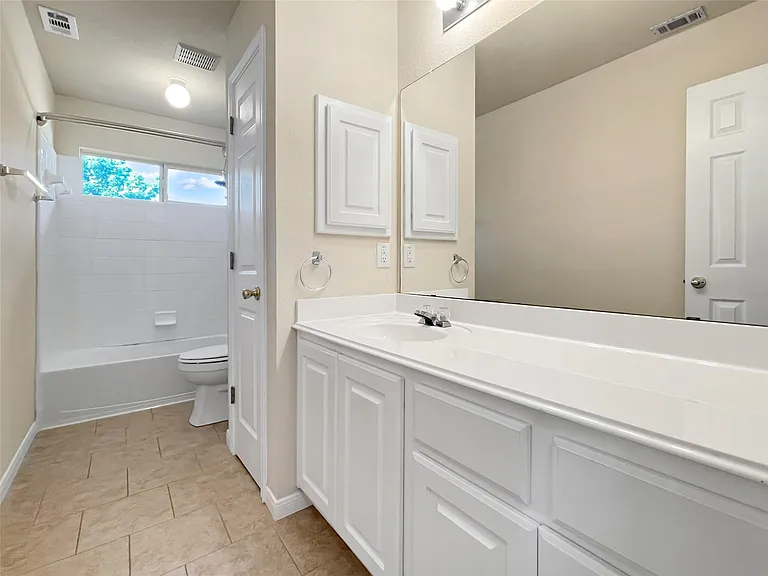 19537 Vilamoura St — Photo 11