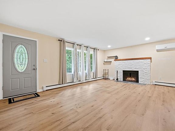 4th image of 6619 Delilah Rd