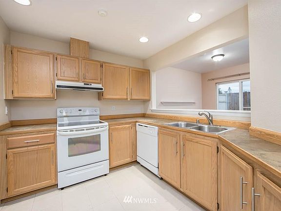 2nd image of 17513 52nd Ave W APT D