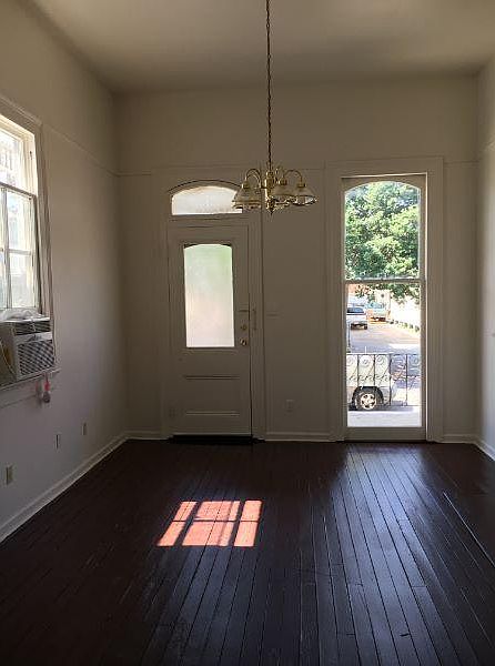 1st image of 3517 Cleveland Ave #3517