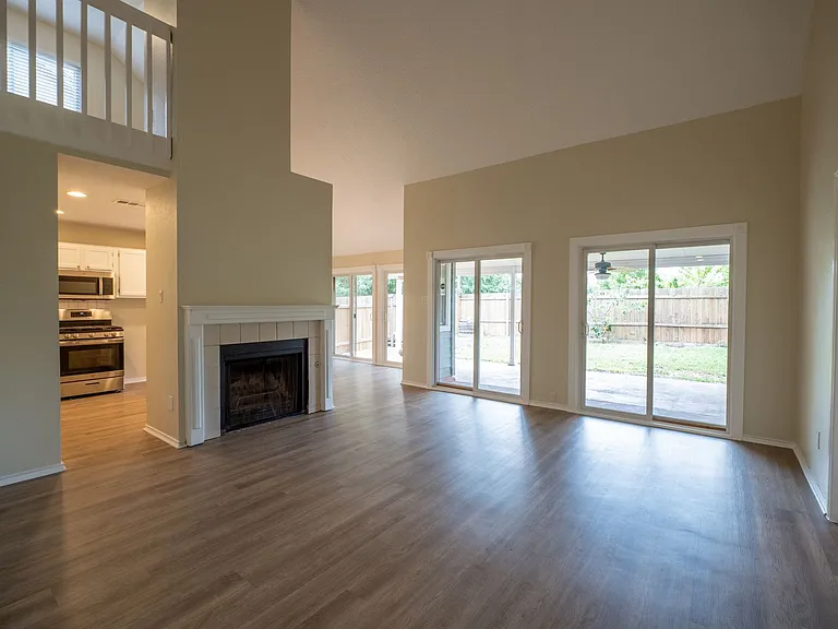 6307 Avery Island Ave — Photo 6