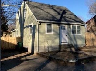 125 John St, Warwick, RI 02889