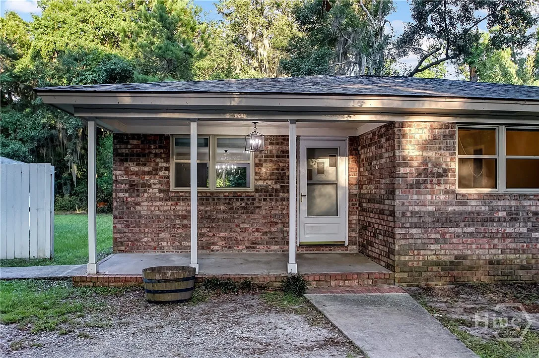 Building Photo - 8618 Ferguson Ave