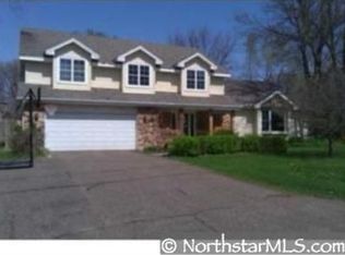 2600 Jewel Ln N, Plymouth, MN 55447
