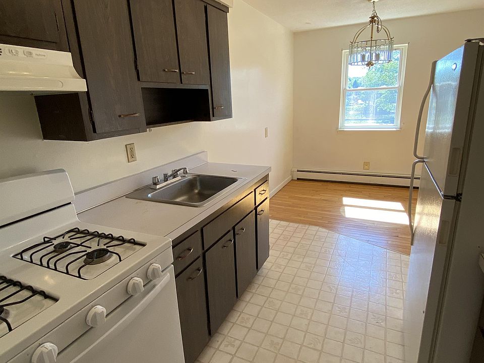 60 N Main St Mechanicville, NY, 12118 Apartments for Rent Zillow