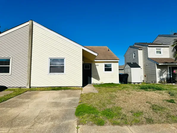 1222 Owl Ct, Virginia Beach, VA 23464