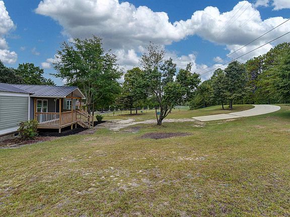 4th image of 1731 Fort Jackson Rd
