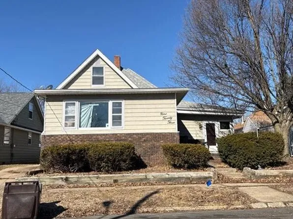 923 W Willcox Ave, Peoria, IL 61604