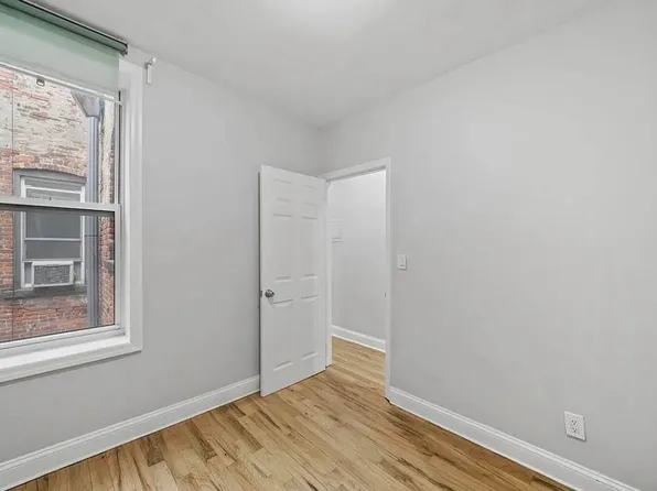 202 Hull Street image 2 of 6