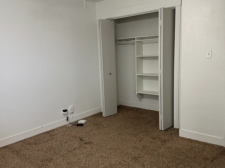 350 W 1045 N — Photo 7
