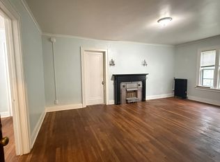 800 W South St APT 8, Kalamazoo, MI 49007