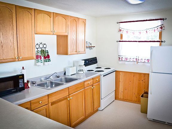 5th image of 176 Stanley Lake Dr