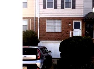 8047 Mars Pl, Philadelphia, PA 19153