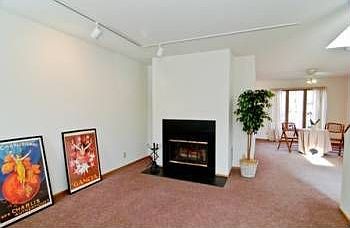 3rd image of 2120 E 22nd St
