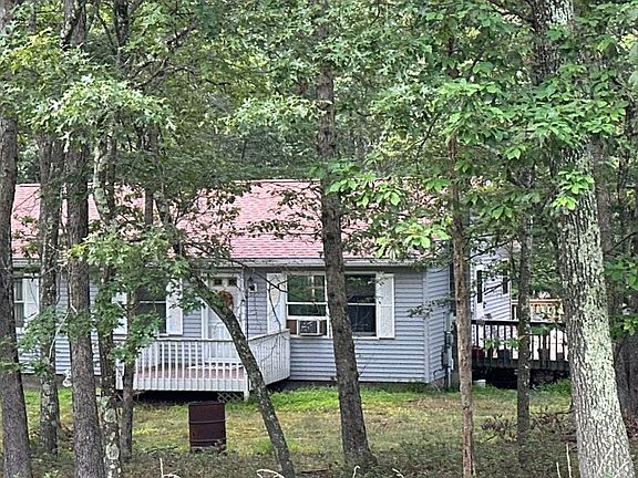 2nd image of 263 Shenandoah Trl