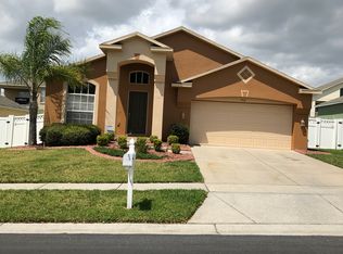 7900 Merchantville Cir, Zephyrhills, FL 33540