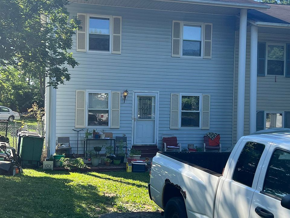 2nd image of 385 Warren St