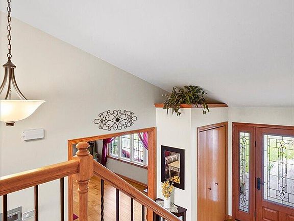5th image of 9204 Bryan Ln