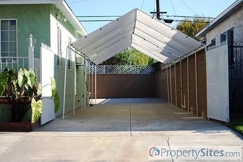 4th image of 5722 Michelson St