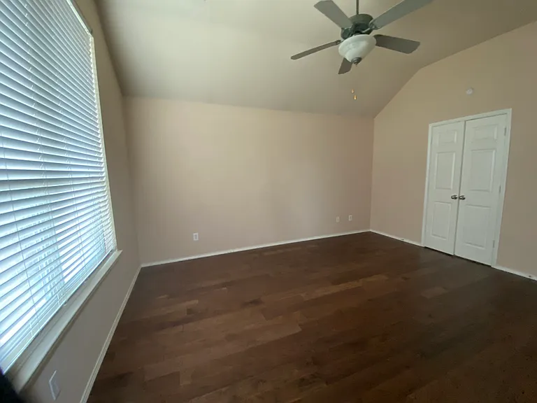7925 Branch Hollow Trl — Photo 10