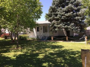 670 W Broadway St, Hoisington, KS 67544