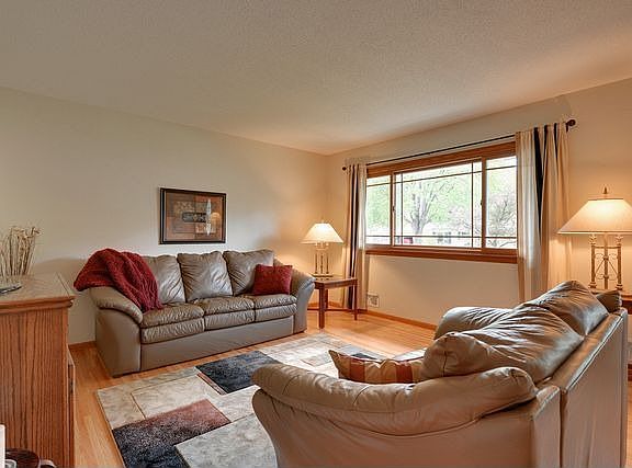Cheerful living room
