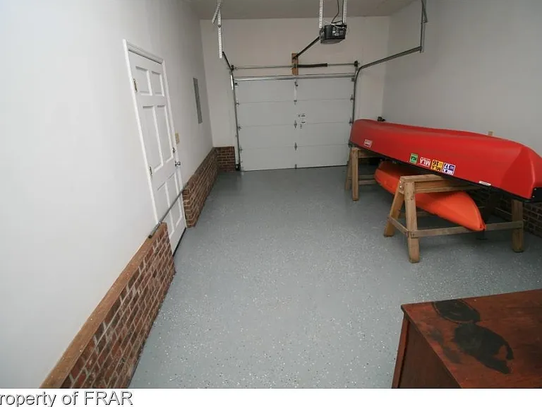609 Georgetown Cir — Photo 10