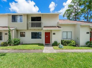 1002 Riverside Dr, Greenacres, FL 33463