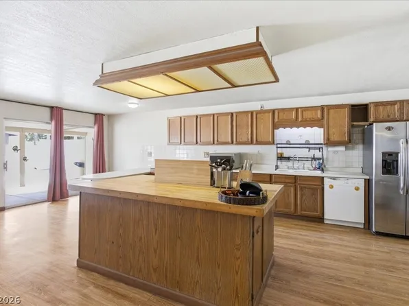 4075 Pepe Cir, Las Vegas, NV 89121