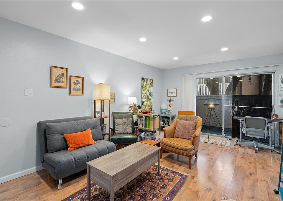 1st image of 2124 Burton Dr APT 112