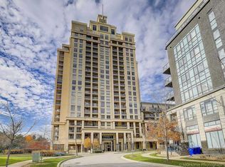 18 Kenaston Gdns #1206, Toronto, ON