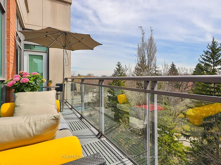 319 Merton St #514 — Photo 33