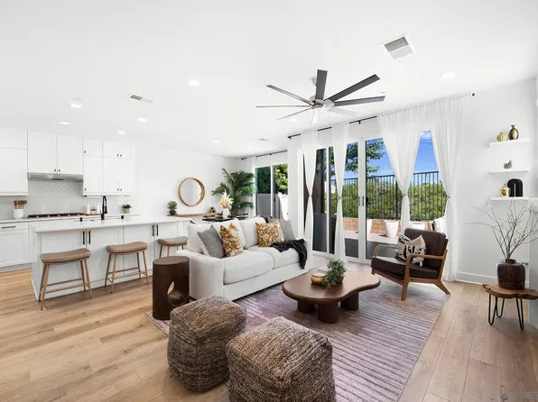3034 Villeta Ave, Carlsbad, CA 92010