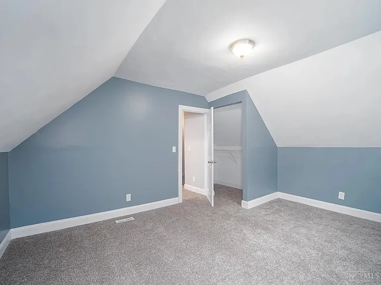 4239 Eastern Ave — Photo 8