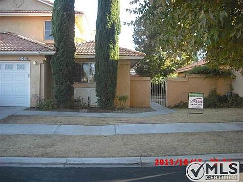 1st image of 16213 Hiddenwood Ln