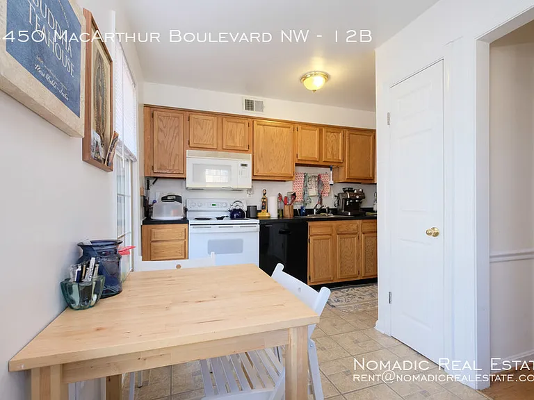 4450 Macarthur Blvd NW #12B — Photo 4