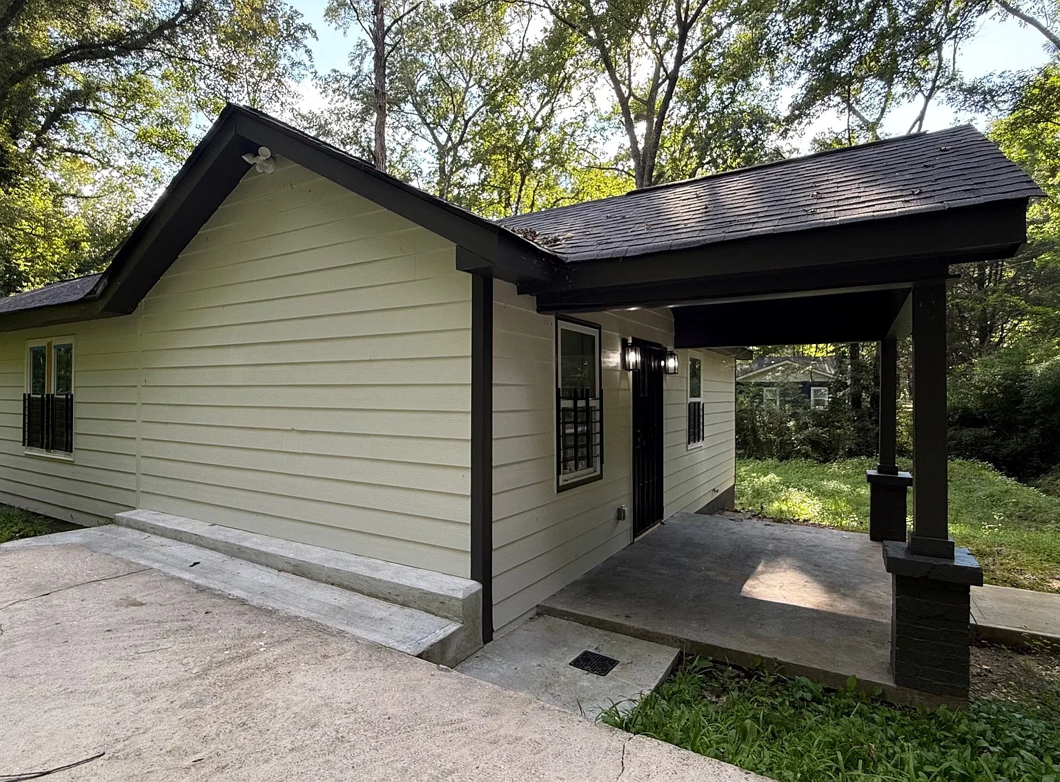 4110 Waits Ave SW — Photo 3