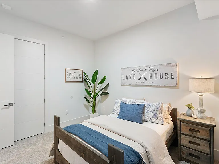 199 Waterpoint Ct #208 — Photo 11