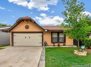 3949 Chimney Springs Dr, San Antonio, TX 78247