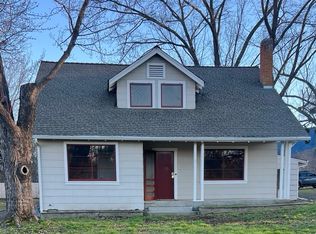 392 Crowson Rd, Ashland, OR 97520