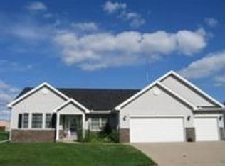 202 Prairie St, West Burlington, IA